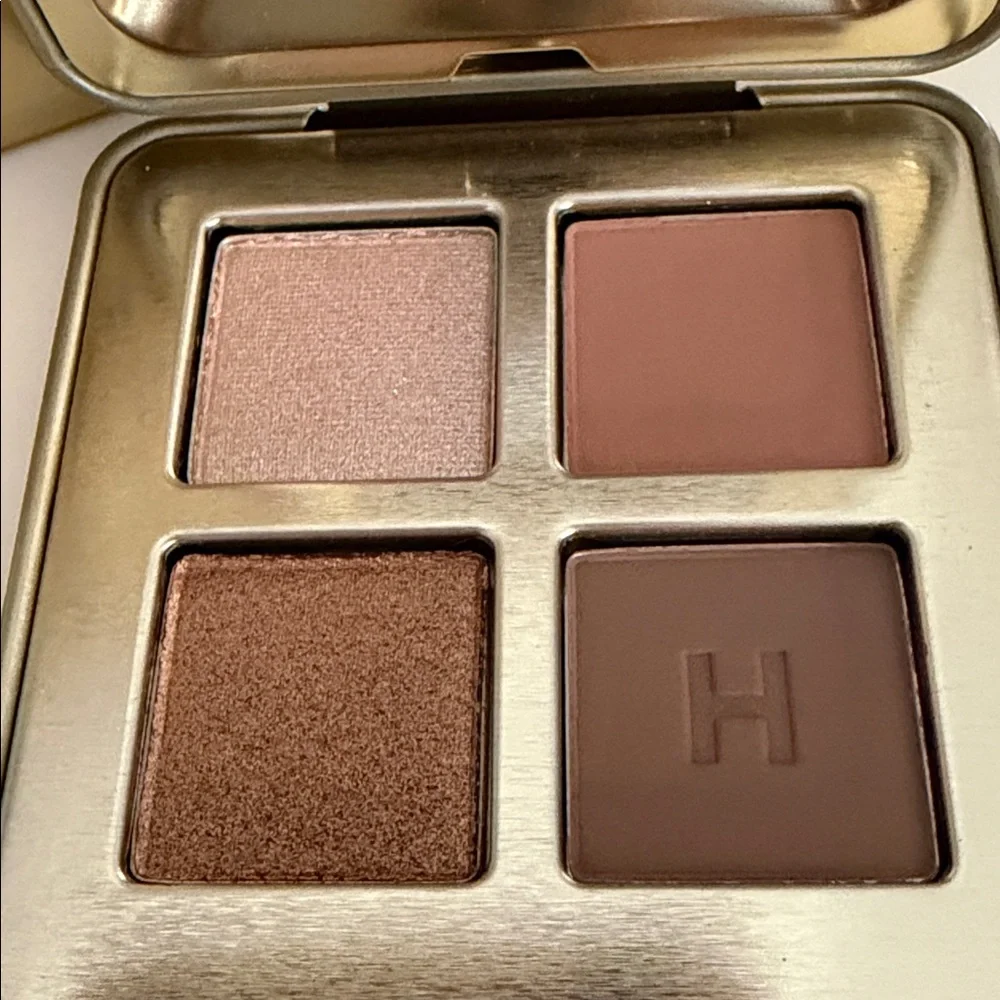 Hourglass Curator Eyeshadow Palette - Gold and Brown Futurist Palette